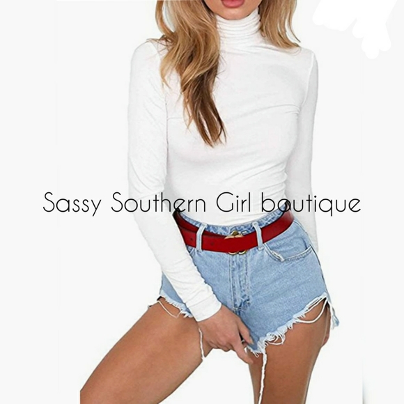 ⭐🆕 White turtleneck bodysuit - Picture 2 of 8